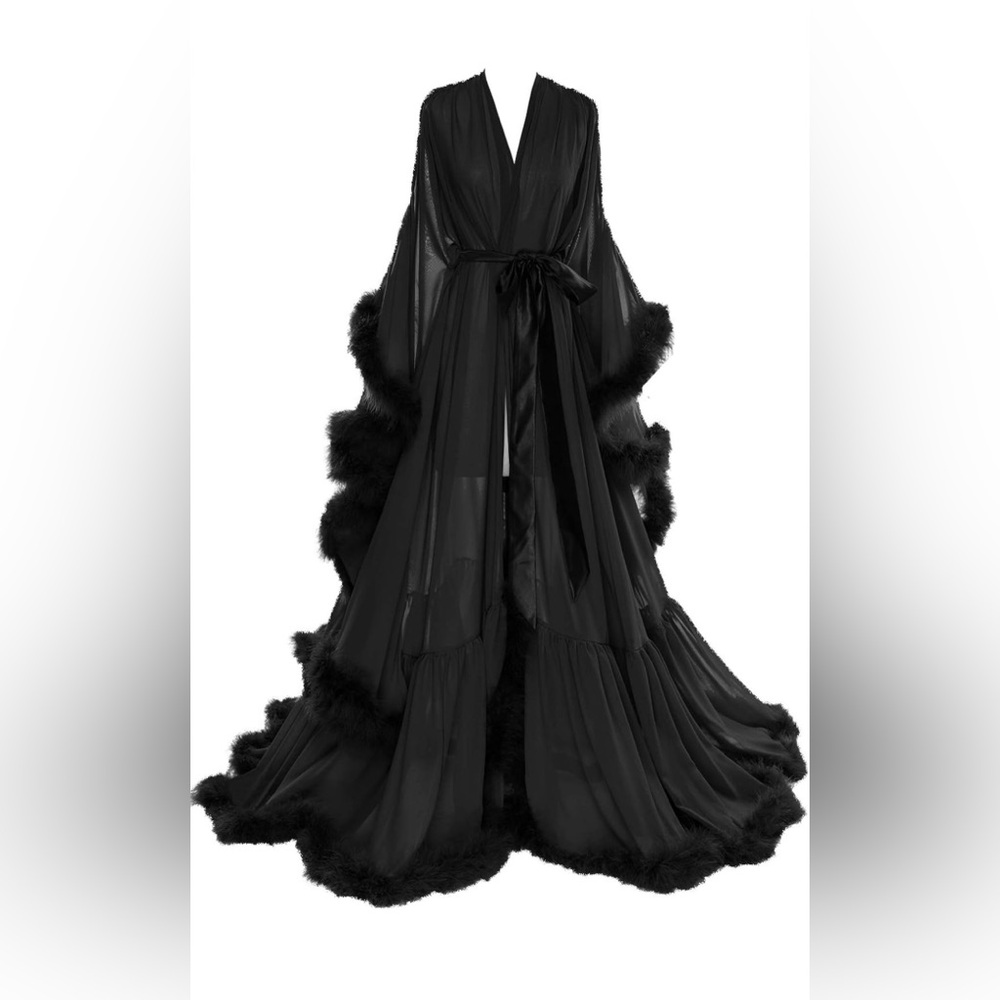 Women’s Black Feather Robe